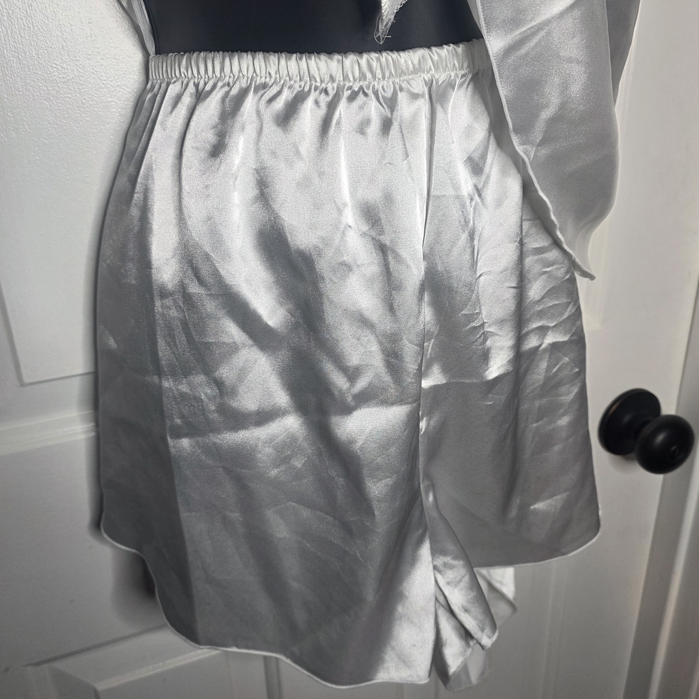 Silky Lace-Trim White Satin Cami & Shorts Pajama Set - Picture 3 of 4
